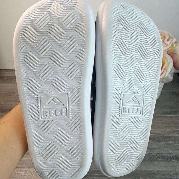 Reef Bondi Bay Blue and White Striped Platform Women's Sandals 7 EUC - Picture 10 of 13